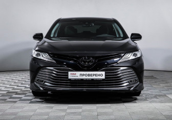 Подержанный автомобиль Toyota Camry Sedan 2020 года (2 фото)