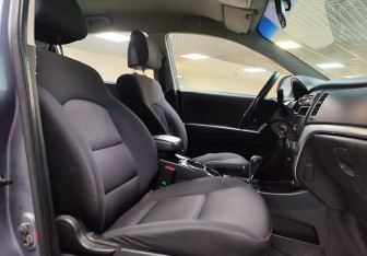 Подержанный автомобиль SsangYong Actyon 2011 года (13 фото)