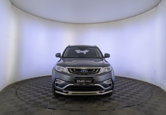 Подержанный автомобиль Geely Atlas 2019 года (2 фото)