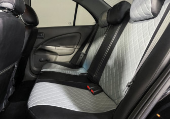 Подержанный автомобиль Nissan Almera Classic 2012 года (10 фото)