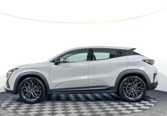 Подержанный автомобиль Changan UNI-T 2023 года (8 фото)