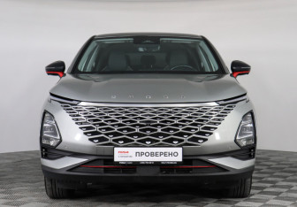 Подержанный автомобиль Omoda C5 2023 года (2 фото)