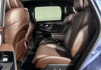 Подержанный автомобиль Exeed VX 2023 года (10 фото)