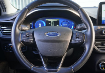 Подержанный автомобиль Ford Focus Wagon 2020 года (14 фото)