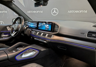 Подержанный автомобиль Mercedes-Benz GLE 2021 года (23 фото)