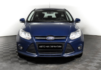 Подержанный автомобиль Ford Focus Wagon 2012 года (2 фото)