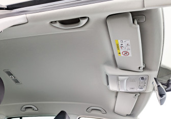 Подержанный автомобиль Volkswagen Tiguan 2015 года (22 фото)