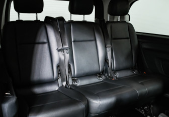 Подержанный автомобиль Mercedes-Benz Vito 2016 года (13 фото)