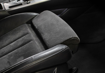 Подержанный автомобиль Audi A4 Sedan 2016 года (12 фото)