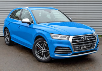 Подержанный автомобиль Audi SQ5 2019 года (3 фото)