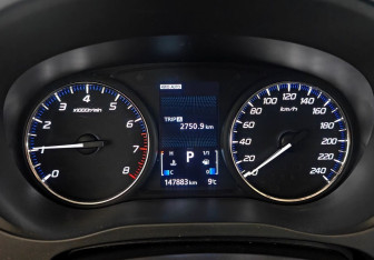 Подержанный автомобиль Mitsubishi Outlander 2018 года (13 фото)