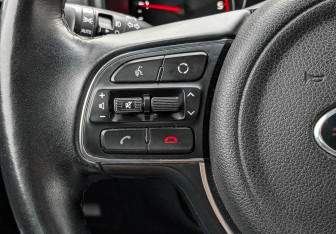 Подержанный автомобиль Kia Sportage 2017 года (26 фото)