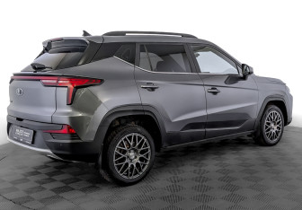 Подержанный автомобиль Москвич 3 2023 года (5 фото)