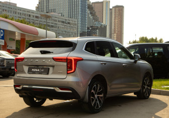 Подержанный автомобиль Haval Jolion 2023 года (4 фото)