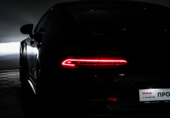 Подержанный автомобиль Mercedes-Benz AMG GT Liftback 2019 года (27 фото)