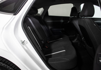 Подержанный автомобиль Hyundai Sonata 2021 года (10 фото)