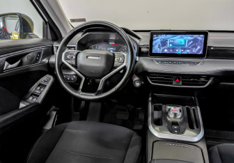 Подержанный автомобиль Haval Jolion 2024 года (27 фото)