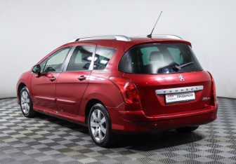 Подержанный автомобиль Peugeot 308 Wagon 2008 года (7 фото)