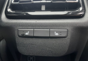 Подержанный автомобиль Changan UNI-K 2024 года (26 фото)