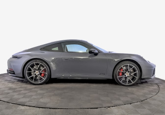 Новый Porsche 911 Coupe 2025 (4 фото)