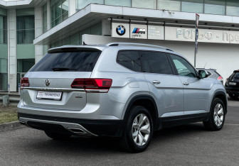 Подержанный автомобиль Volkswagen Teramont 2018 года (5 фото)