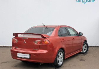 Подержанный автомобиль Mitsubishi Lancer Sedan 2008 года (5 фото)