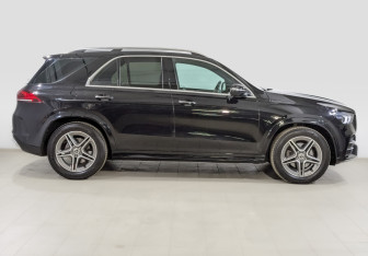 Подержанный автомобиль Mercedes-Benz GLE 2021 года (4 фото)