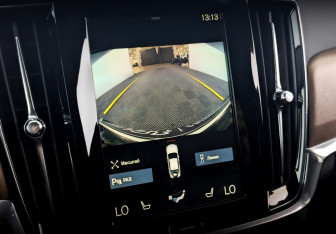 Подержанный автомобиль Volvo S90 2020 года (28 фото)