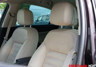 Подержанный автомобиль Opel Insignia Sedan 2014 года (15 фото)