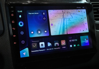 Подержанный автомобиль Volkswagen Touareg 2012 года (19 фото)