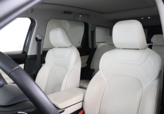 Подержанный автомобиль Exeed VX 2023 года (17 фото)