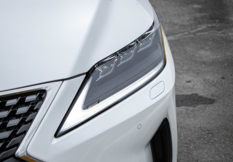 Подержанный автомобиль Lexus RX 2020 года (14 фото)