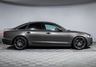 Подержанный автомобиль Audi A6 Sedan 2011 года (4 фото)