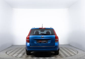 Подержанный автомобиль Kia Ceed Wagon 2011 года (6 фото)