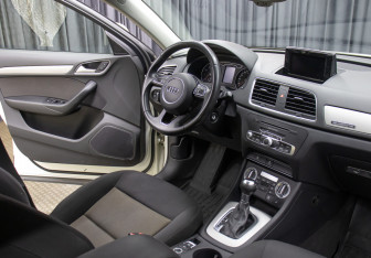 Подержанный автомобиль Audi Q3 2013 года (11 фото)