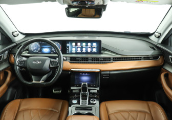 Подержанный автомобиль Chery Tiggo 8 Pro Max 2023 года (12 фото)