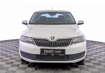 Подержанный автомобиль Skoda Rapid Liftback 2019 года (2 фото)