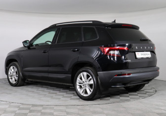 Подержанный автомобиль Skoda Karoq 2020 года (7 фото)