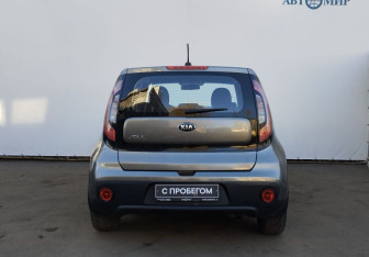 Подержанный автомобиль Kia Soul 2018 года (7 фото)
