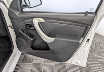 Подержанный автомобиль LADA (ВАЗ) Largus Wagon 2021 года (24 фото)