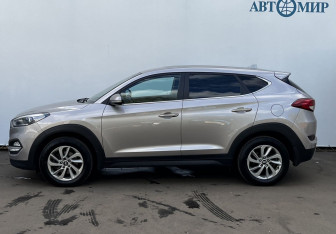 Подержанный автомобиль Hyundai Tucson 2016 года (8 фото)