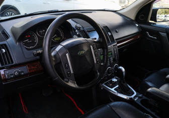 Подержанный автомобиль Land Rover Freelander 2007 года (12 фото)