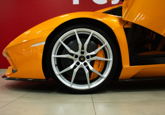 Подержанный автомобиль Lamborghini Aventador Coupe 2017 года (39 фото)