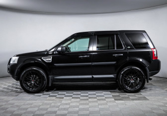 Подержанный автомобиль Land Rover Freelander 2010 года (8 фото)