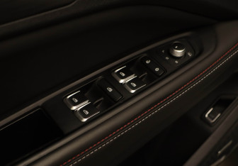 Подержанный автомобиль Geely Tugella 2023 года (20 фото)