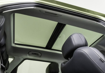 Подержанный автомобиль Jaecoo J7 2023 года (24 фото)