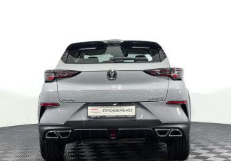 Подержанный автомобиль Changan UNI-T 2023 года (6 фото)