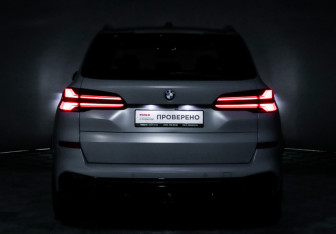 Подержанный автомобиль BMW X5 2024 года (20 фото)