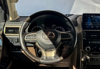 Подержанный автомобиль Lexus GX 2019 года (22 фото)