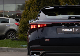 Подержанный автомобиль Omoda C5 2023 года (26 фото)